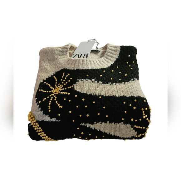 2024 New Year Asia Region Exclusive Limited Edition/BEADED DRAGON DESIGN SWEATER - Picture 16 of 16